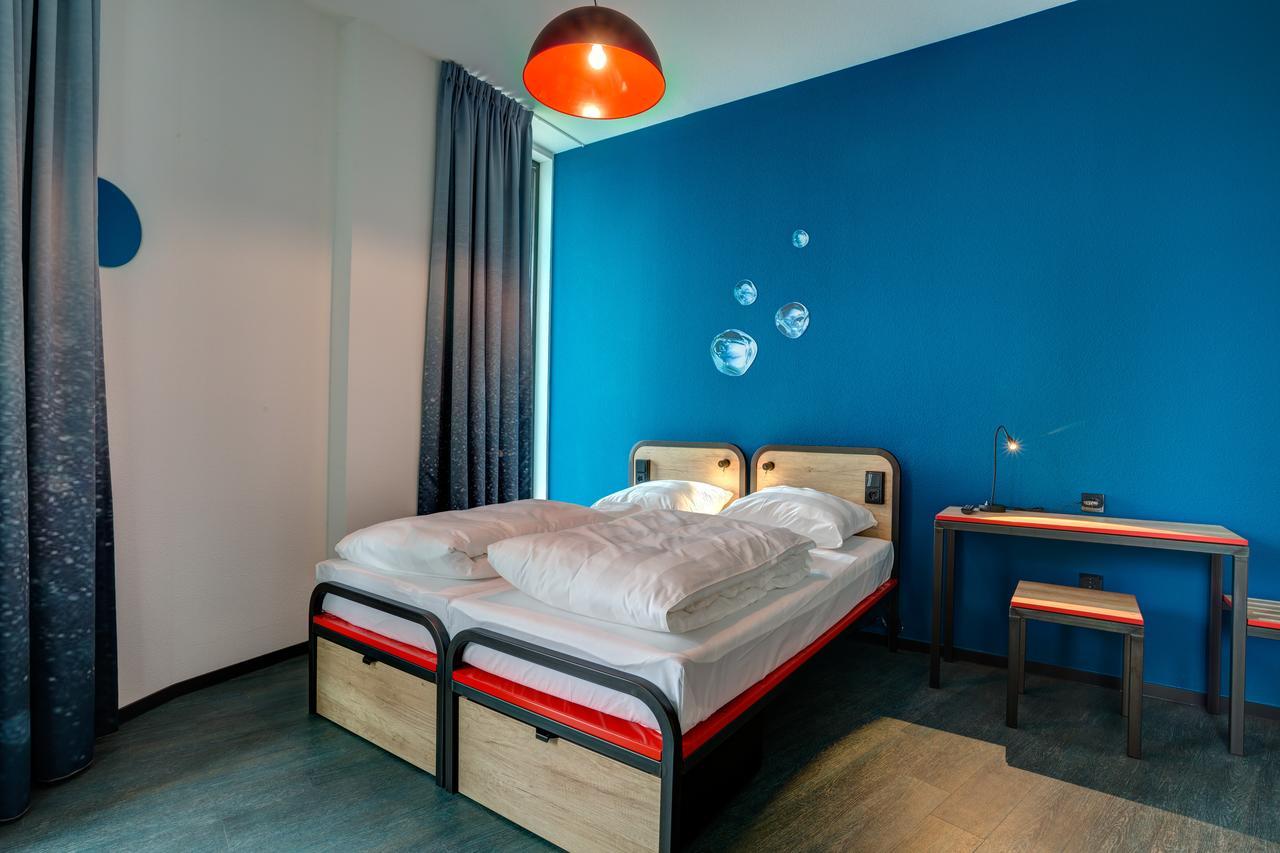 Meininger Hotel Amsterdam Amstel Eksteriør billede